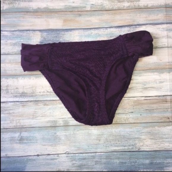 Mossimo Purple Hipster Bikini Bottoms - Picture 2 of 5